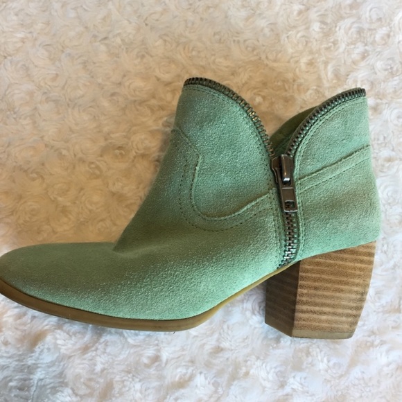 Chinese Laundry Mint Green Booties - Picture 3 of 4